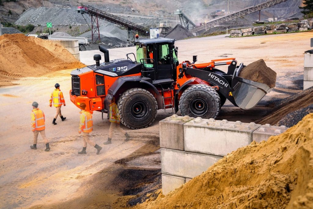 hitachi_zw310-7_wheel-loader_aerial_angle_rb_7383